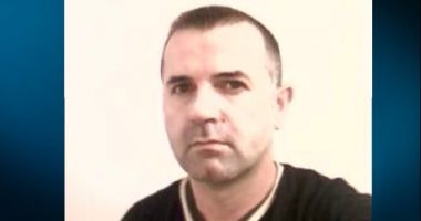 Kaluan afatet me zvarritje, lirohen babë e bir të akuzuar për vrasje në Gjirokastër