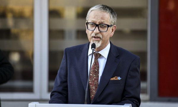 Vitia: Javën tjetër vijnë vaksinat e blera nga Pfizer, s’jam vaksinuar ende