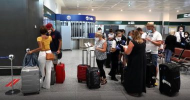 Kufijtë u hapën, por çfarë do t’u kërkohet shqiptarëve para udhëtimit drejt BE-së? VENDIMI