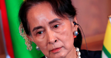 Aung San Suu Kyi del në gjyq në Mianmar