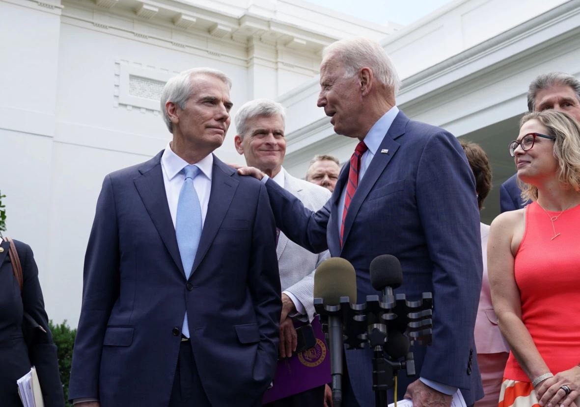Arrihet marrëveshja mbi infrastrukturën në SHBA