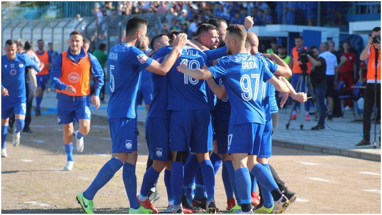 Zyrtare/ Edhe një sezon tjetër në Durrës, Teuta rinovon me një titullar