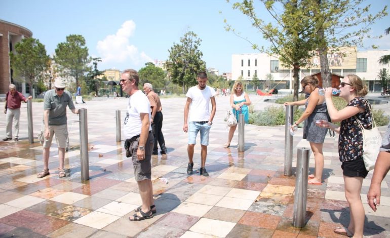 Temperatura deri në 40 gradë, ISHP apel qytetarëve: Çfarë duhet pasur kujdes