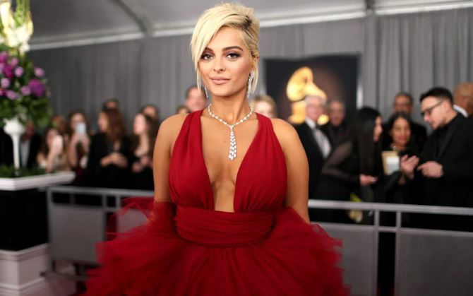 Me videon provokuese në TikTok, Bebe Rexha jep mesazhin inkurajues për gratë