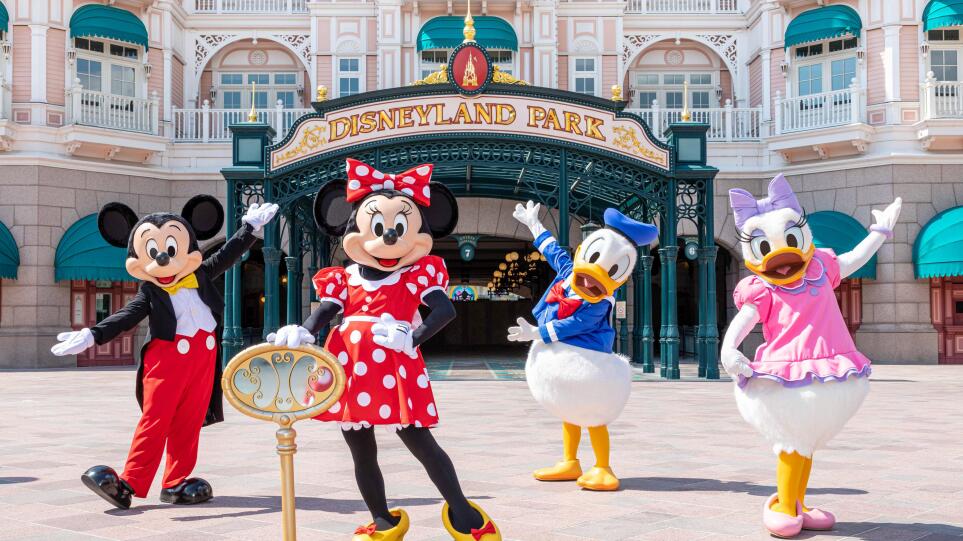 Pas tetë muajsh i mbyllur, rihapet “Disneyland” për vizitorët e vegjël