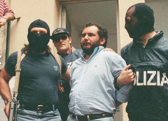Lirohet pas 25 viteve në burg, njeriu besnik i kreut të “Costra Nostra” që vrau gjyqtarin e njohur Falcone