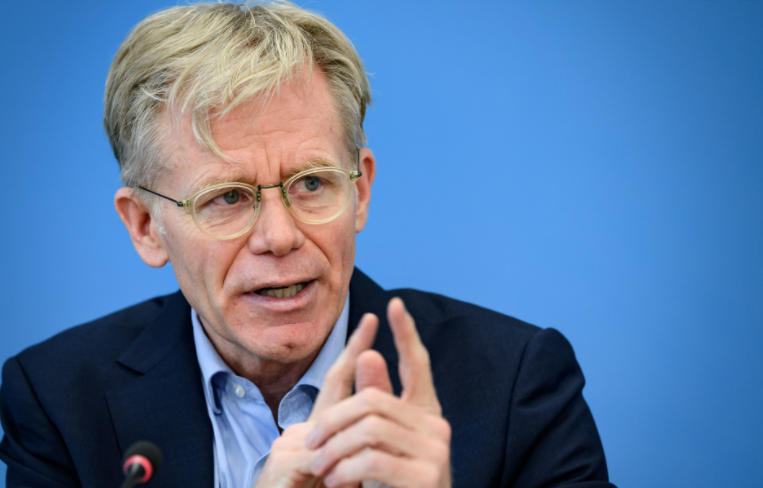 OBSH apel SHBA-ve dhe vendeve të BE që të dhurojnë vaksina për mekanizimin Covax