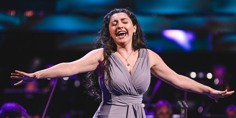 BBC publikon performancën e sopranos shqiptare në “Cardiff Singer of the World”