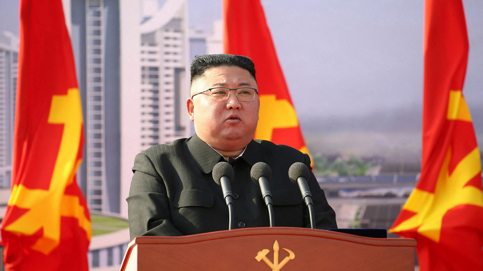 Kim Jon-un: Duhet të përgatitemi për “dialog dhe konflikt” me SHBA-në