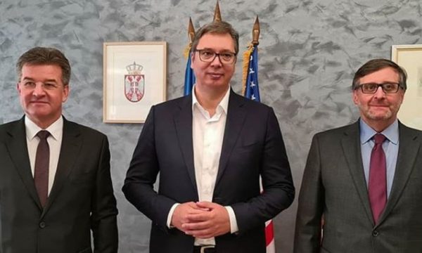 Vuçiç pas takimit me Palmer dhe Lajçak: Besoj në mundësinë e arritjes së kompromisit me Kosovën