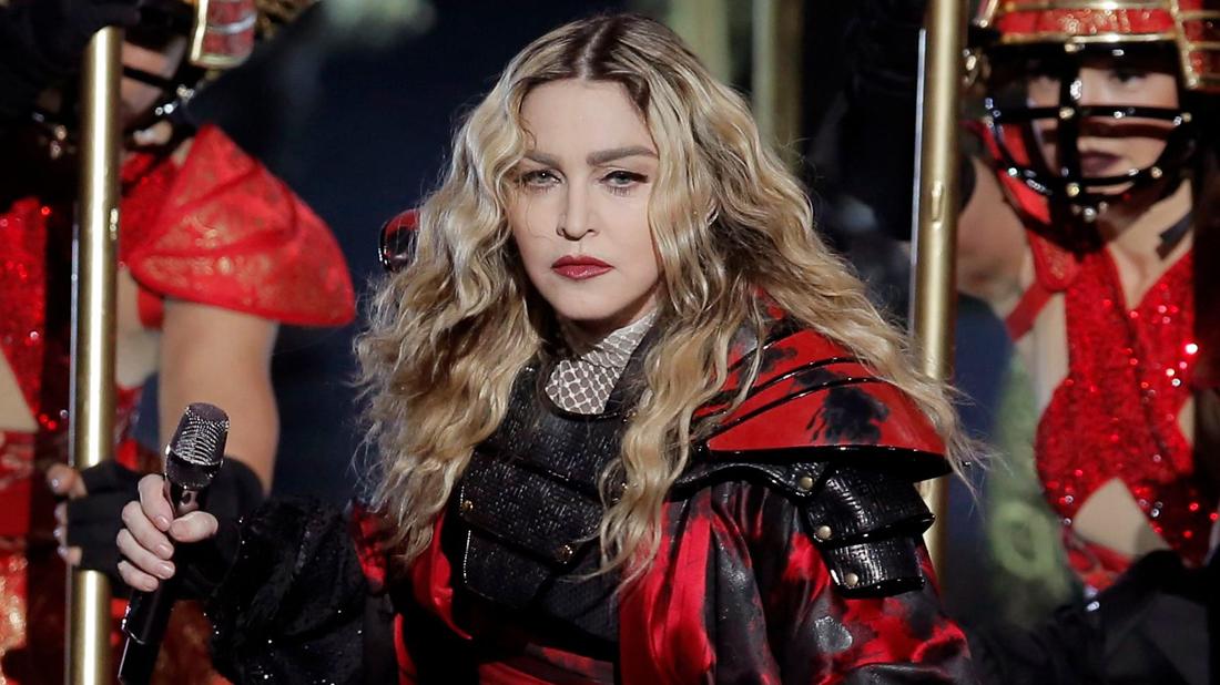 Madonna si rrallë herë shfaqet pranë familjes: Babai im i mbijetoi shumë traumave