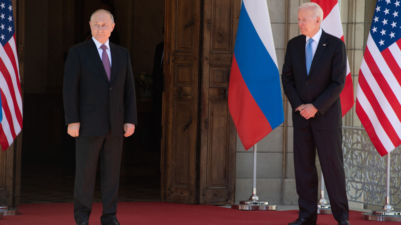 Biden, Putin dhe kthimi i “Realpolitik”