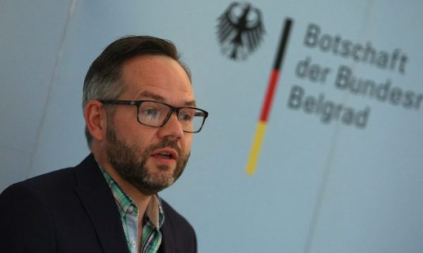Dënimi i Mlladiç, ministri gjerman: Përgjegjësit e krimeve të luftës duhet të mbajnë përgjegjësi