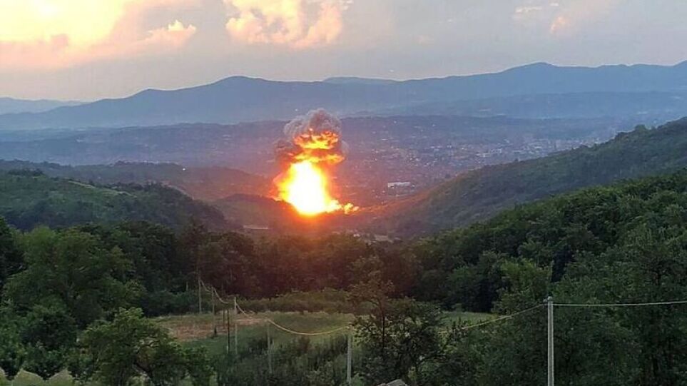 Shpërthim në një fabrikë municionesh në Serbi, plagosen tre persona