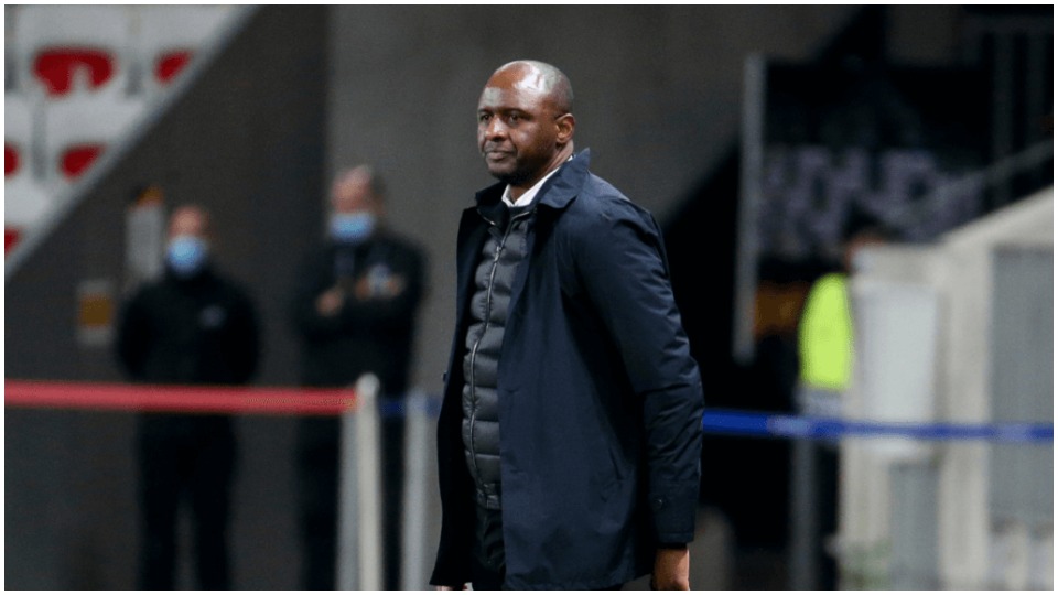 Patrick Viera ulet në stolin e ekipit francez