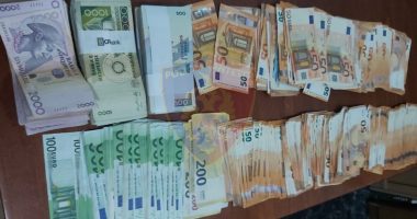 Drejt Greqisë me 25 mijë euro, policia kufitare i sekuestron paratë e padeklaruara 67-vjeçarit