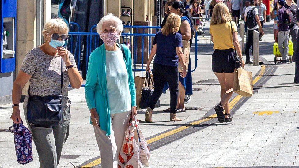 Tronditja nga “Delta”, profesori: Vala e katërt do i prekë të gjithë, rruga që ju shpëton