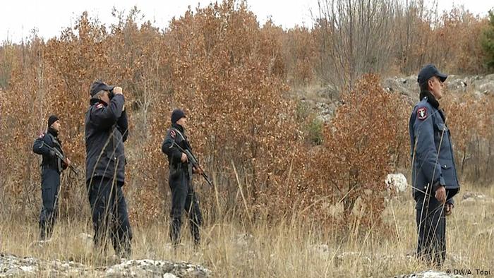 DW: Në kufirin Shqipëri-Greqi lulëzon kontrabanda e kanabisit