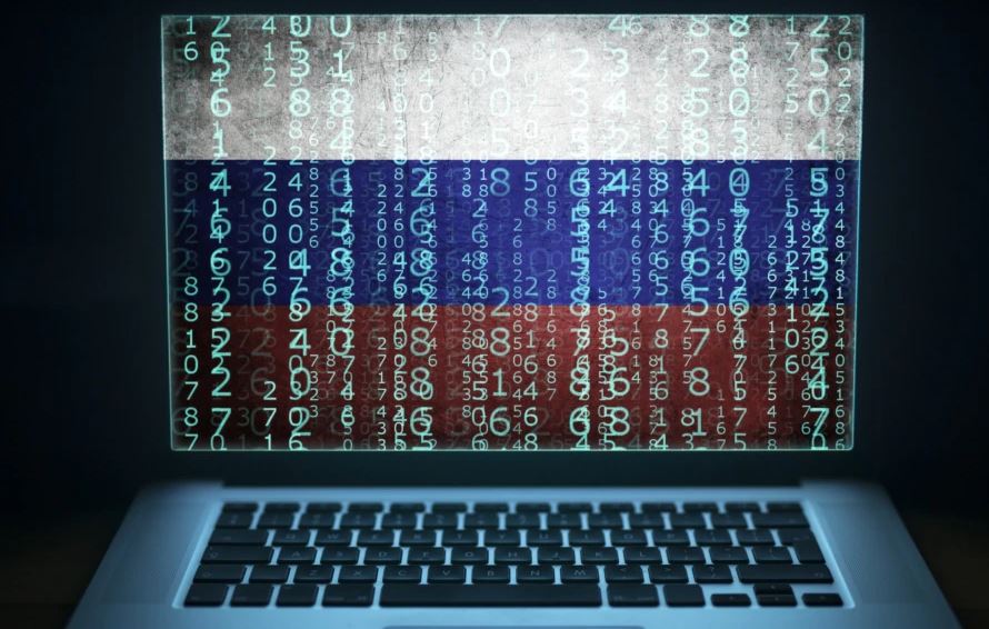 Rusia përdor “forcë brutale” për të hyrë në sistemet kompjuterike
