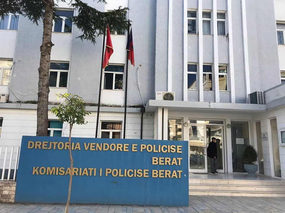 U kapën pa leje drejtimi, arrestohen 4 persona në Berat