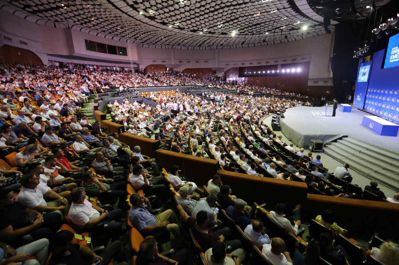 Basha: Ëndrra ime që të rinjtë shqiptarë të na përfaqësojnë në institucione të BE-së