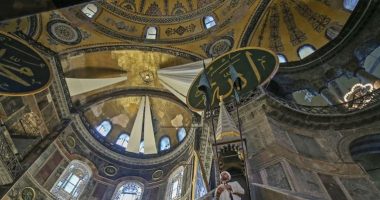 UNESCO “ shuplakë” Turqisë për shndërrimin e Shën Sofisë në një xhami