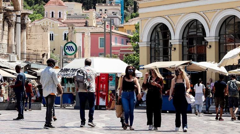 Greqia regjistroi mbi 2,000 raste të reja dhe 10 humbje jete në 24 orë