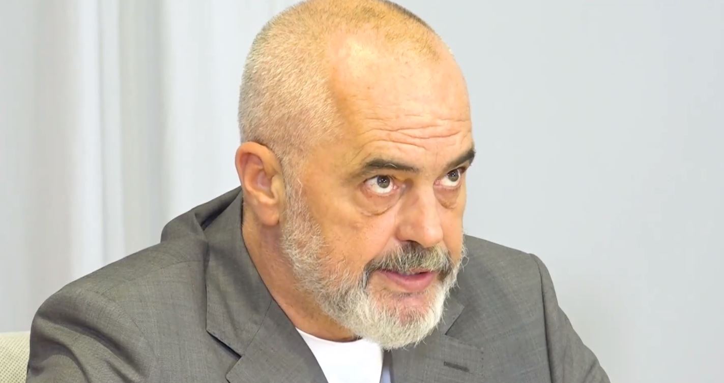 Rama bashkëbisedim me aplikantët e nismës “Gara për Shqipërinë”