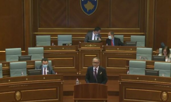 Vitia: Kosova i vetmi vend në rajon që aplikon vetëm vaksina të certifikuara në BE