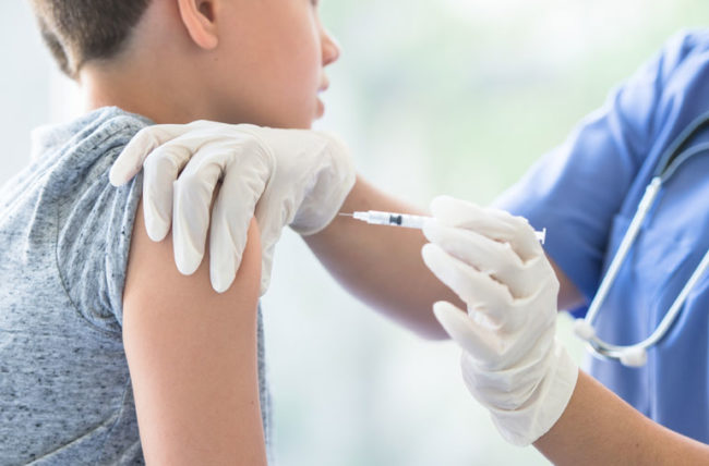 Nga e hëna në RMV mund të vaksinohen edhe fëmijët nga 12 deri në 16 vjeç