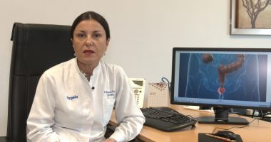 Patologjitë e zorrës së trashë dhe si të kujdesemi gjatë verës? Mjekja: Konsumoni sa më shumë lëngje