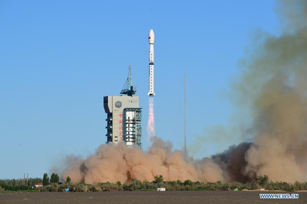 Kina lançon një satelit të ri të parashikimit të motit