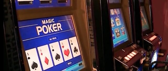 Policia bën “Poker” në Mirditë, 3 në pranga, 23 nën hetim