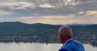 Meta magjepset nga Danubi në Hungari: Frymëzues