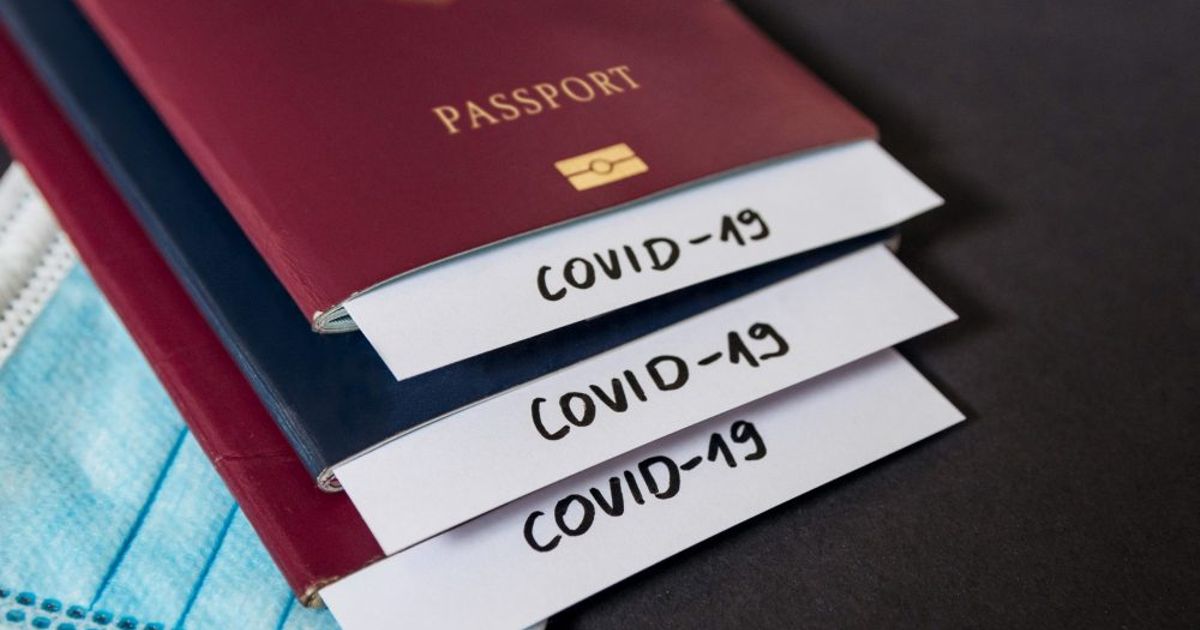 Franca kërkon pasaportën e COVID-19 për qasje në vende publike