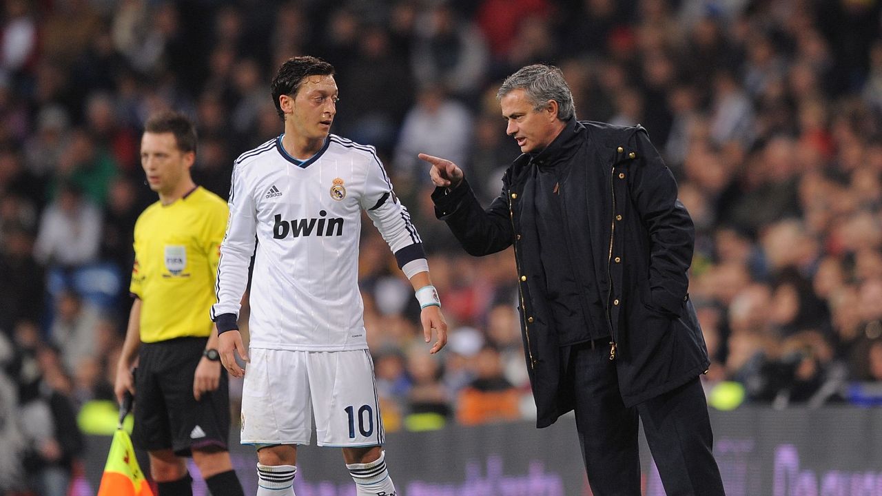 Audio-përgjimet e Perez: “Me atë ka shkuar në shtrat gjithë Milani”, si Ozil u çmend nga Mourinho