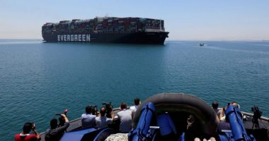 Anija “Ever Given” më në fund largohet nga ujërat egjiptiane