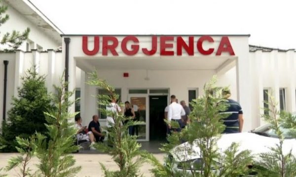 Banorët e Deçanit insistojnë se janë helmuar nga uji