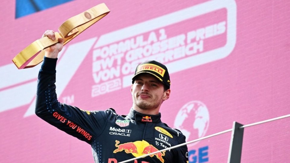 Formula 1: Verstappen pa rivalë në Austri, i shkëputet Hamiltonit me 32 pikë