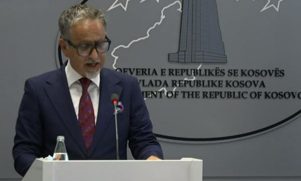 Vitia: Një valë e re e COVID-19 mund të jetë e pashmangshme në vjeshtë