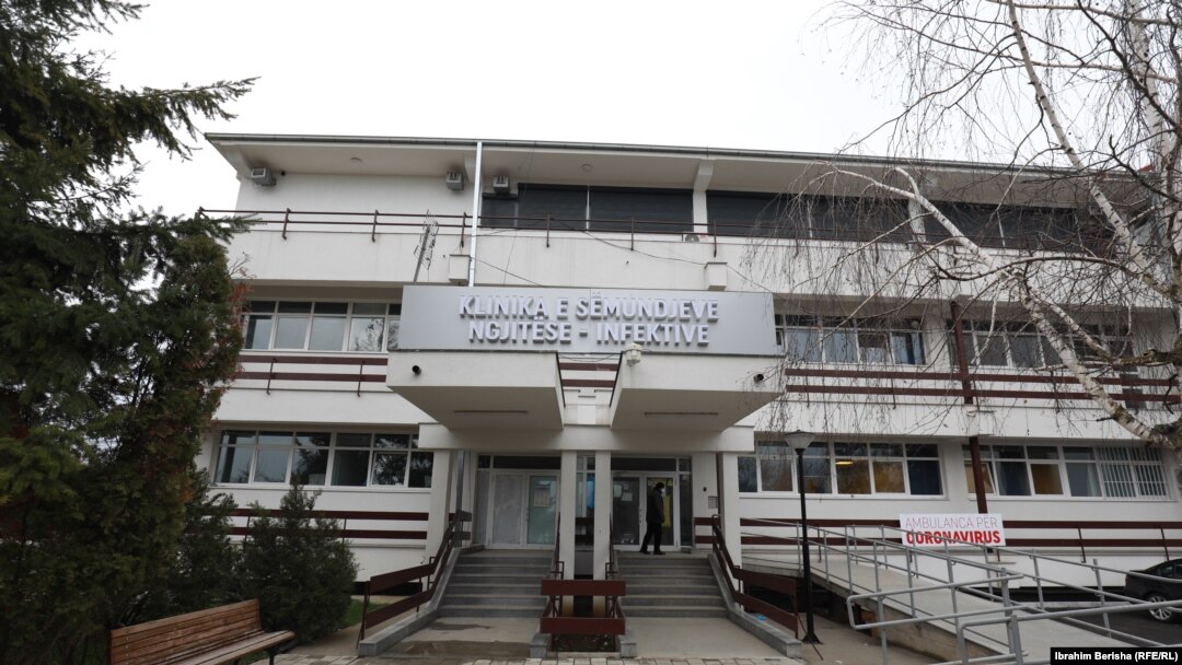 Kosova drejt një vale të re të pandemisë, mjekët në ankth