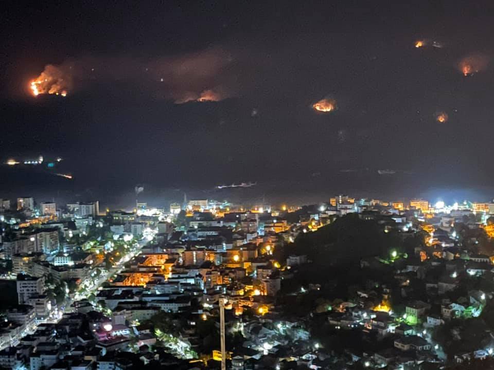 Normalizohet situata në Gjrokastër, Peleshi: Të gjithë vatrat e zjarrit janë eliminuar
