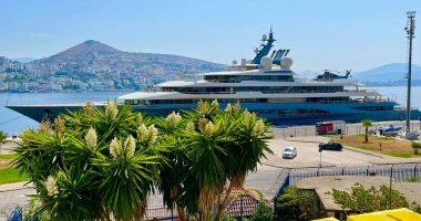 Naftë pa akcizë, super Jahti ankorohet për furnizim në Sarandë
