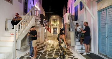 Përhapja e variantit Delta, Greqia rrezikon mbylljen e ishujve turistikë