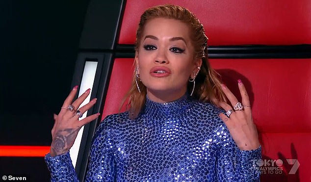 Rita Ora  shpërthen në lot në “The Voice” në Australi