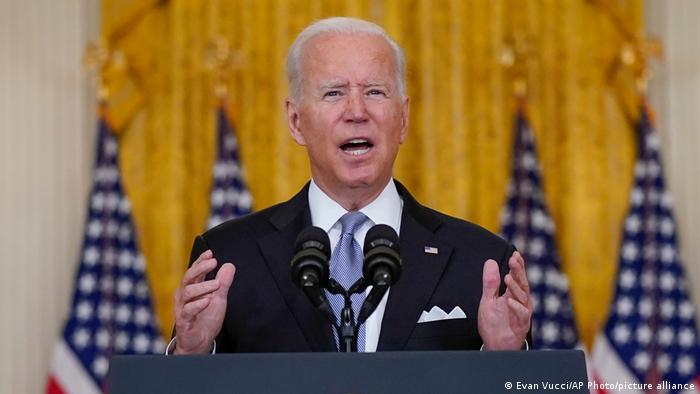 Afganistan: Joe Biden mbron tërheqjen e SHBA ndërsa talibanët marrin kontrollin