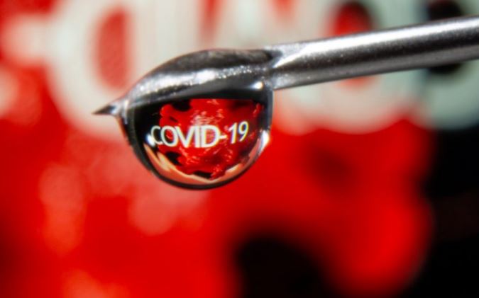 Shumë jetë të humbura nga Covid, ku gaboi programi global i vaksinimit