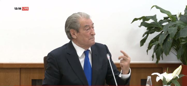 Berisha i vendosur: Në parlament do futem siç më kanë votuar qytetarët shqiptarët