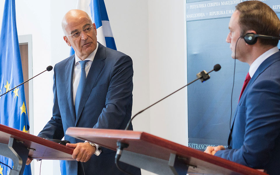 Negociatat? Ministri grek: Ballkani nuk duhet lejuar të kthehet sërish “fuçi baruti”