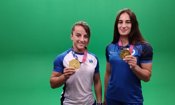 Të presim vajzat e “arta”, qeveria e Kosovës thirrje qytetarëve për të pritur ekipin olimpik